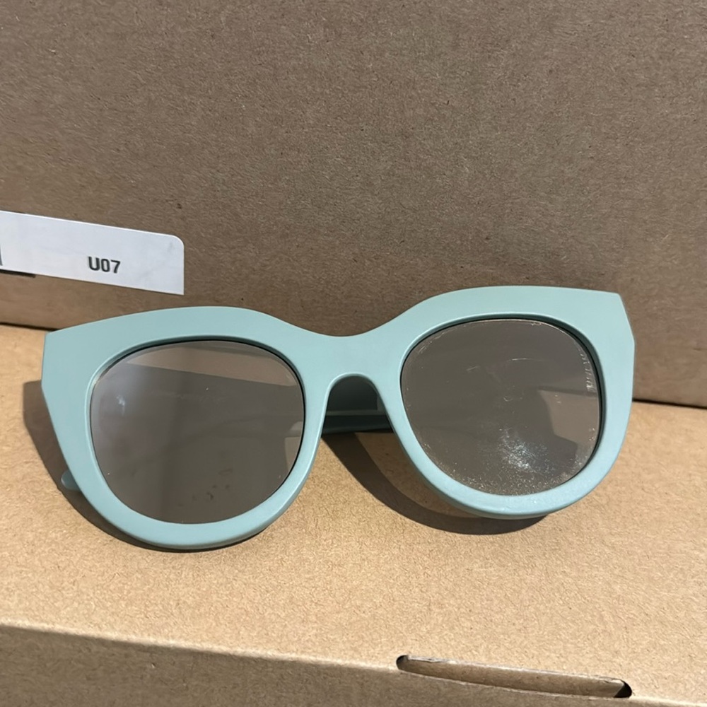 Le specs sunglasses